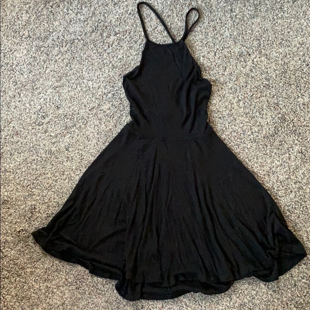 Lulu’s Little Black Dress